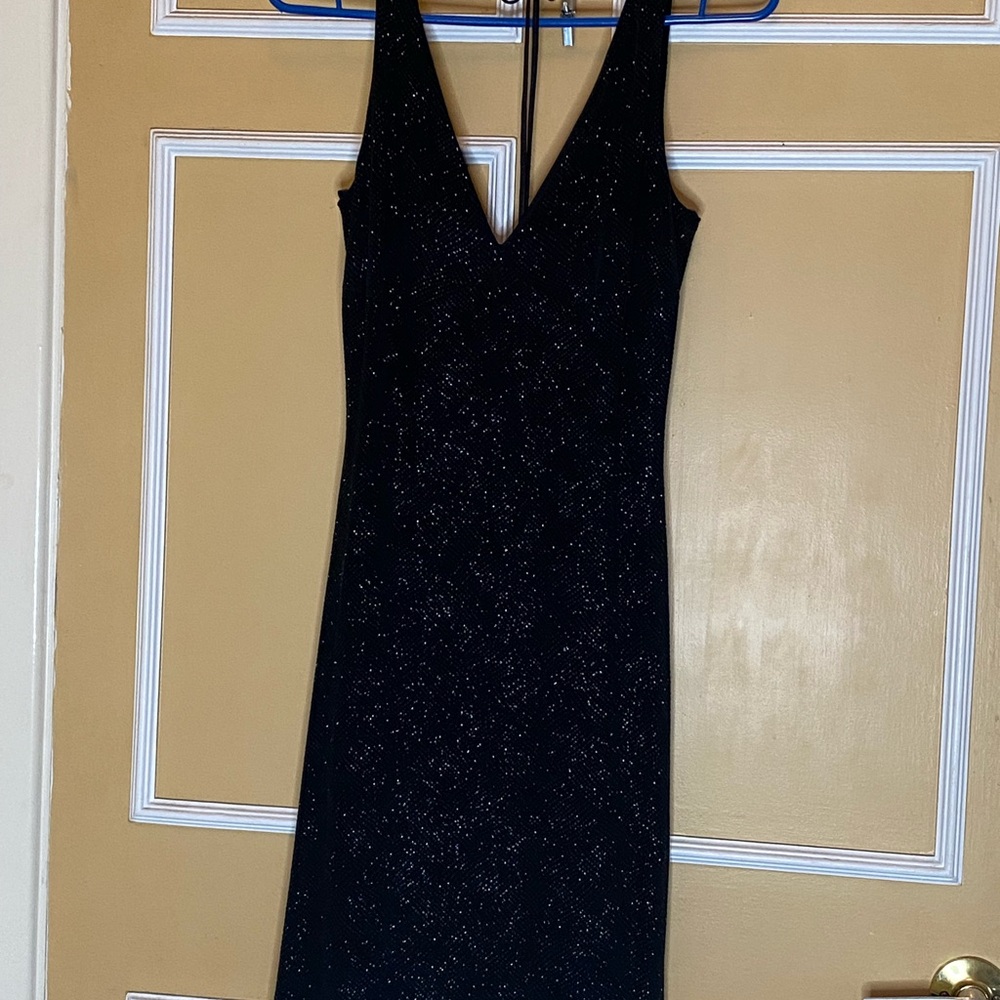 Arden B Black and silver Sleeveless V-Neck Sheath Dress